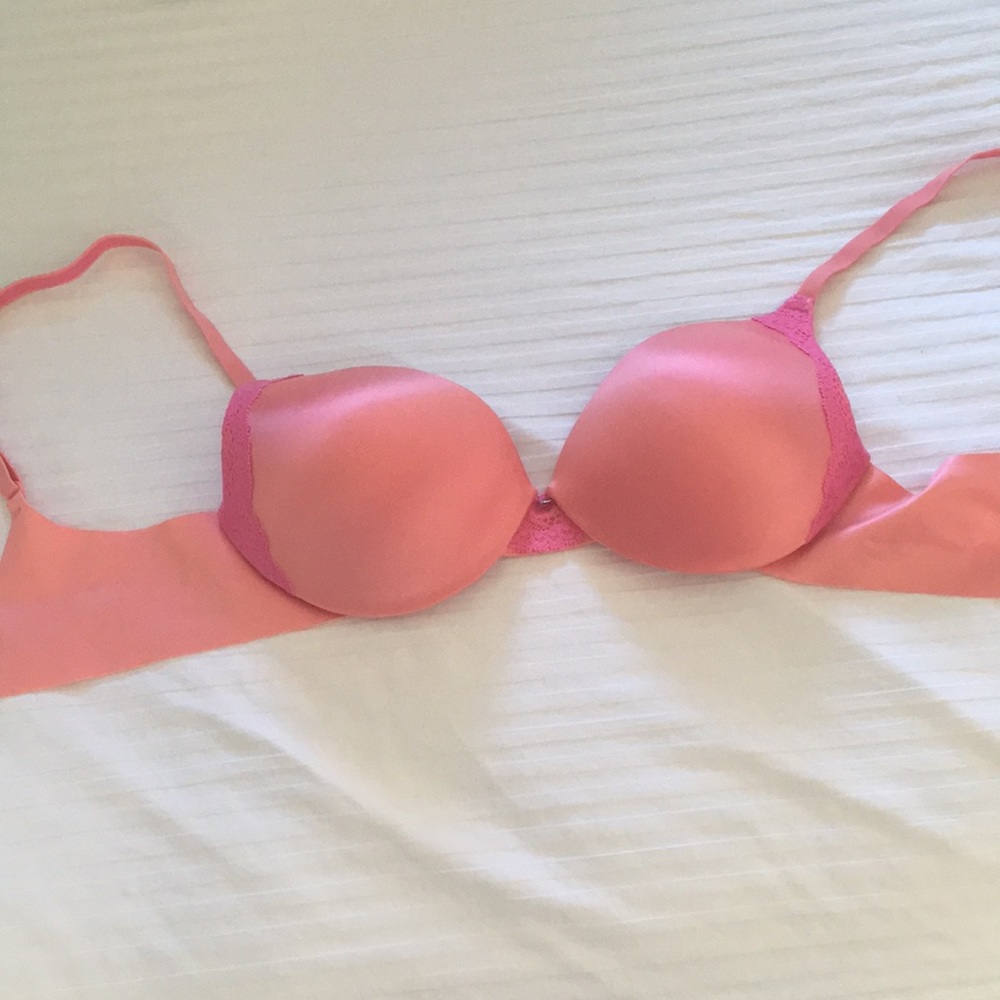 NWOT Self Expressions by Maidenform Pink Lace Bra